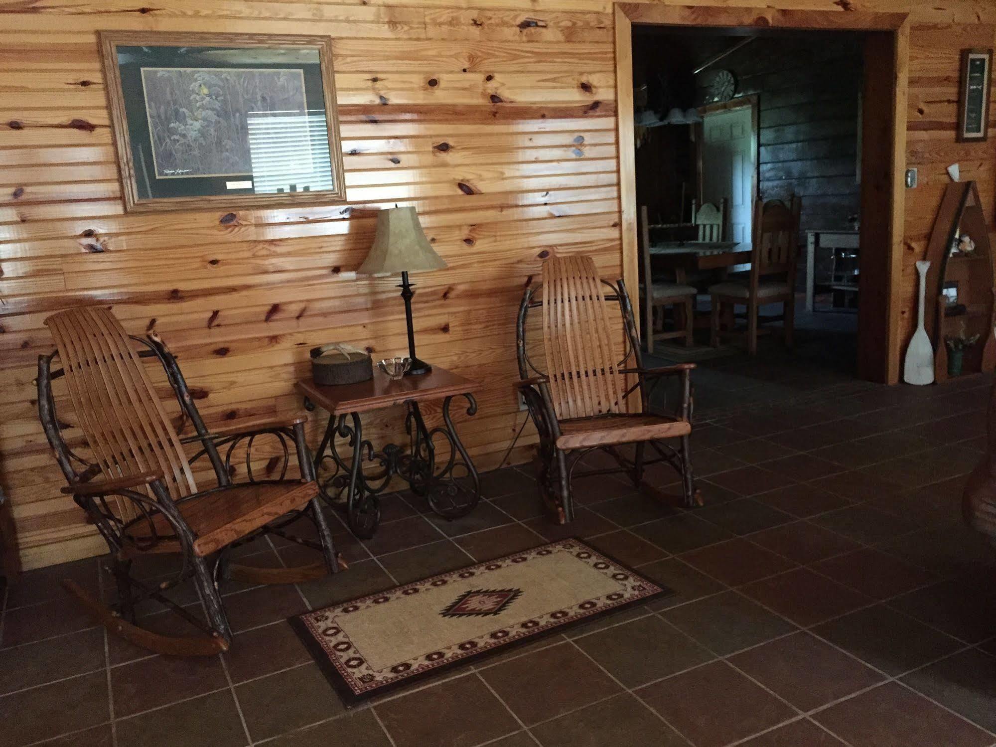 Whip Or Wheel Cabins Holdenville Exterior foto
